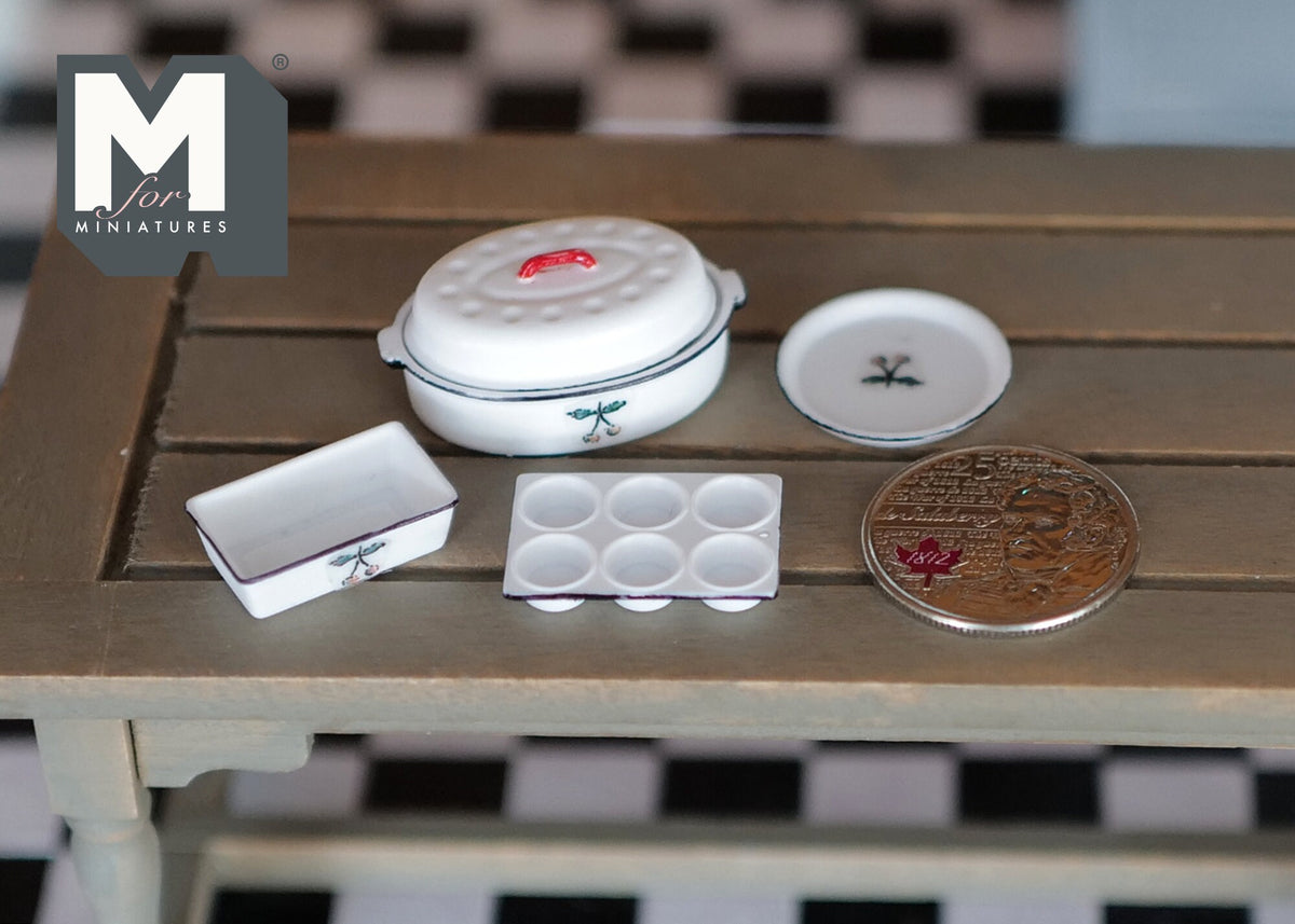 1:12 Scale Miniature Bakeware Set with Roaster and Lid, 5 Pieces, 1-1/4 inch long, DIY Dollhouse Supply (white and red)