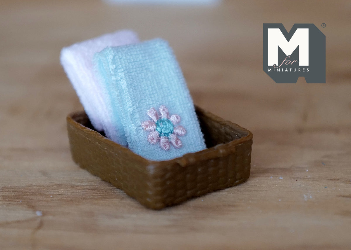 1:12 Scale Miniature Wood Bathroom Basket with 2 Towels, Set of 3, 2 inch long, DIY Dollhouse Supply