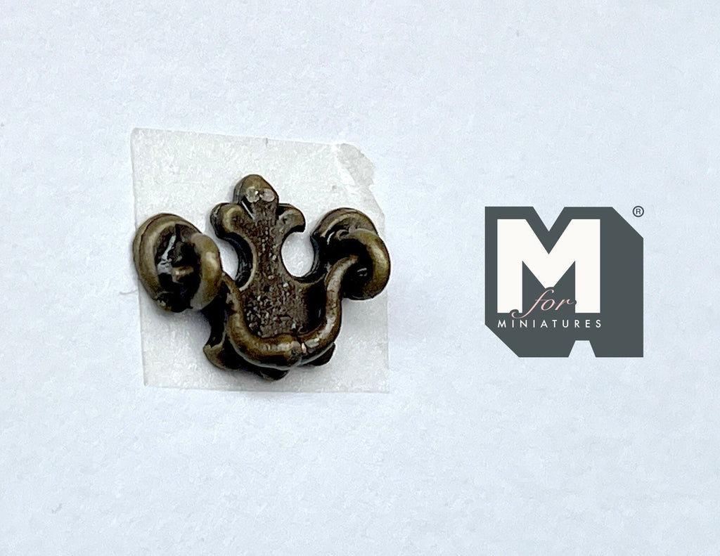 1:12 Scale Miniature Antique Brass Dollhouse Fleur De Lys Drawer Pull, 9/16 inch wide