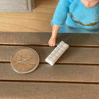 Boîte d'œufs miniature fermée à l'échelle 1:12, 1 douzaine, 2,2 cm de large, fourniture pour maison de poupée DIY (blanc)