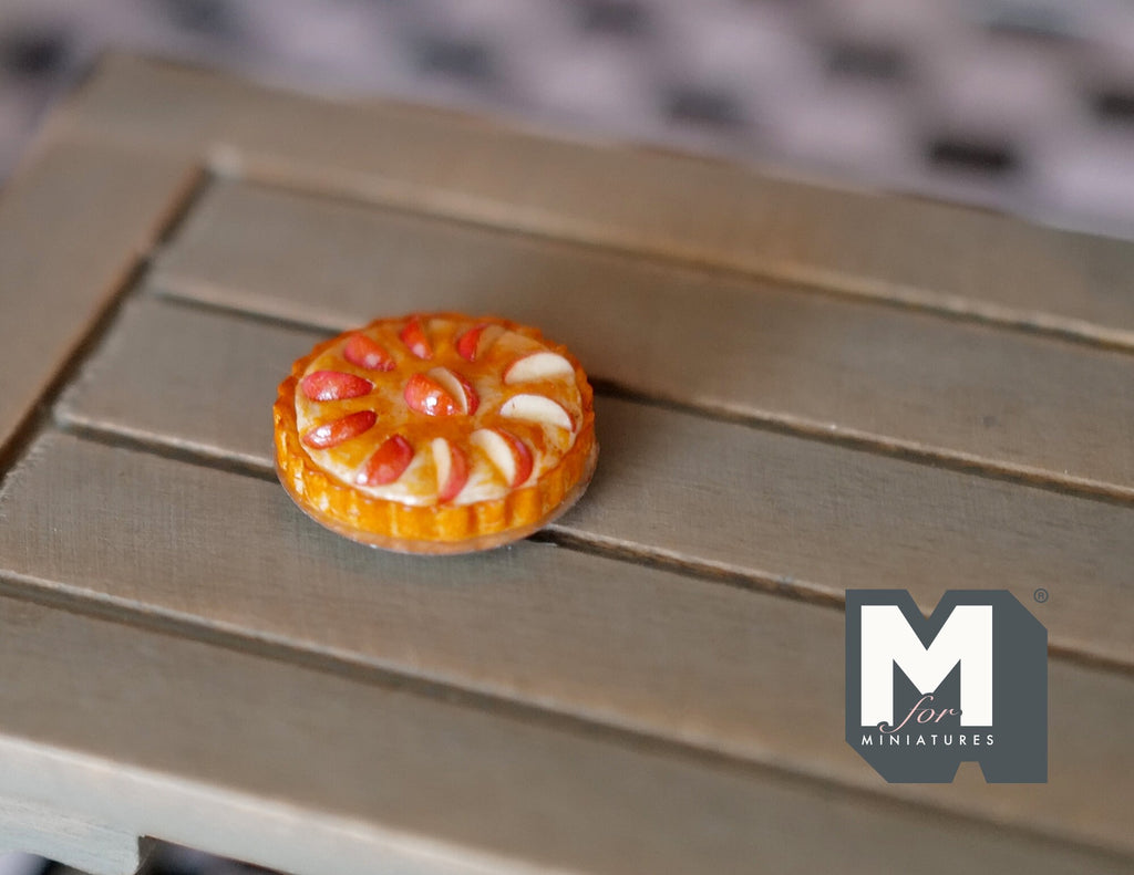Miniature Sliced Apple Pie 1:12 Scale Dollhouse Fruit Pie baked Apple Pie Tar Fruit Cake E018