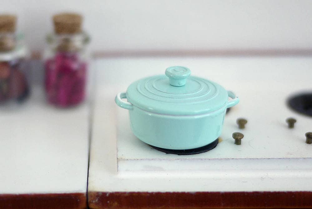Dollhouse Supplies Metal Cooking Pot  dolls house 1 12 miniature Metal Cooking Pot - A033