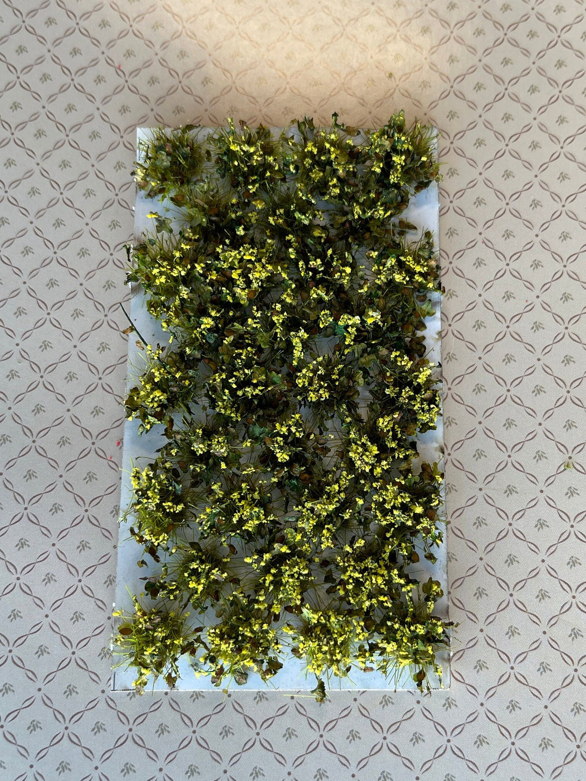 1:12 Scale Miniature Flower Clusters Set of 32, Assorted Blossoms with Peel Off Sticker Backing, 3/8 inch dia., Dollhouse Craft Supply