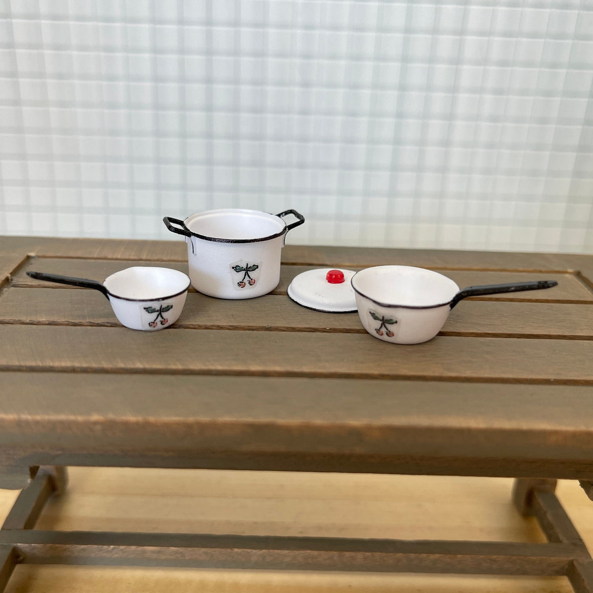 1:12 Scale Miniature Cookware, Pot with Lid and 2 Saucepans, Set of 4, Black Handles, 1-5/16 inch long, DIY Dollhouse Supply (white)