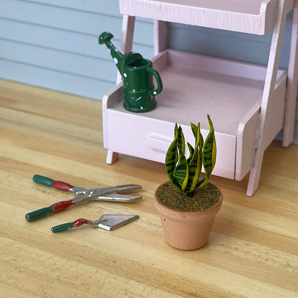 1:12 Scale Miniature Potted Snake Plant in Clay Pot, 1-3/4 inch tall, DIY Dollhouse Supply