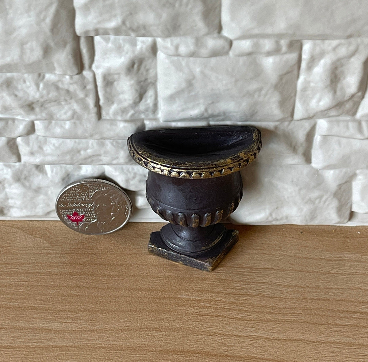 1:12 Scale Miniature Half Round Wall Planter, Flat Back, Urn Shape, 1-7/8 inch tall, DIY Dollhouse Supply (black)