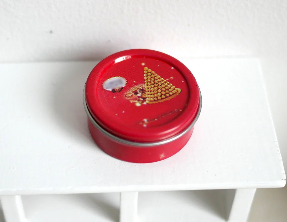 1:12 Scale Miniature Round Tin of Gold Foil Wrapped Chocolates, 1-1/4 inch dia., DIY Dollhouse Supply (red)