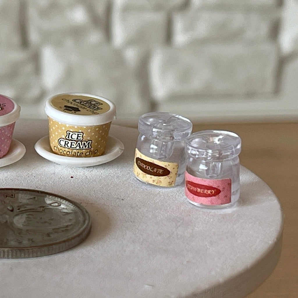 1:12 Scale Miniature Assorted Ice Cream and Plates, Set of 7, DIY Dollhouse Supply