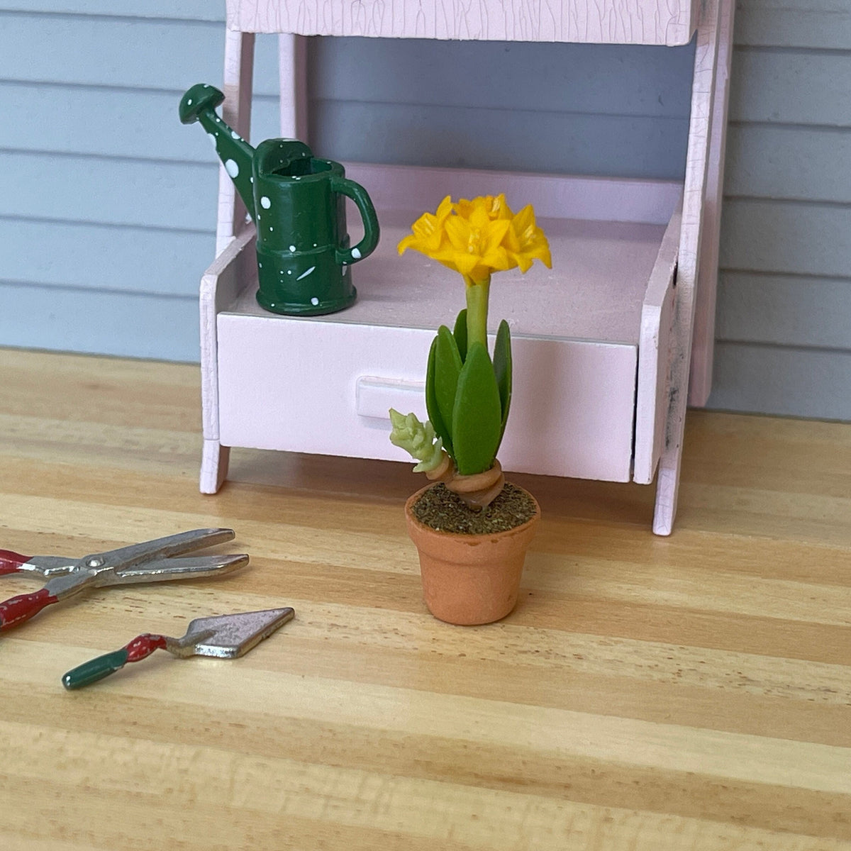 1:12 Scale Miniature Potted Yellow Flowers in Terracotta Clay Pot, 1-13/16 inch tall, DIY Dollhouse Supply