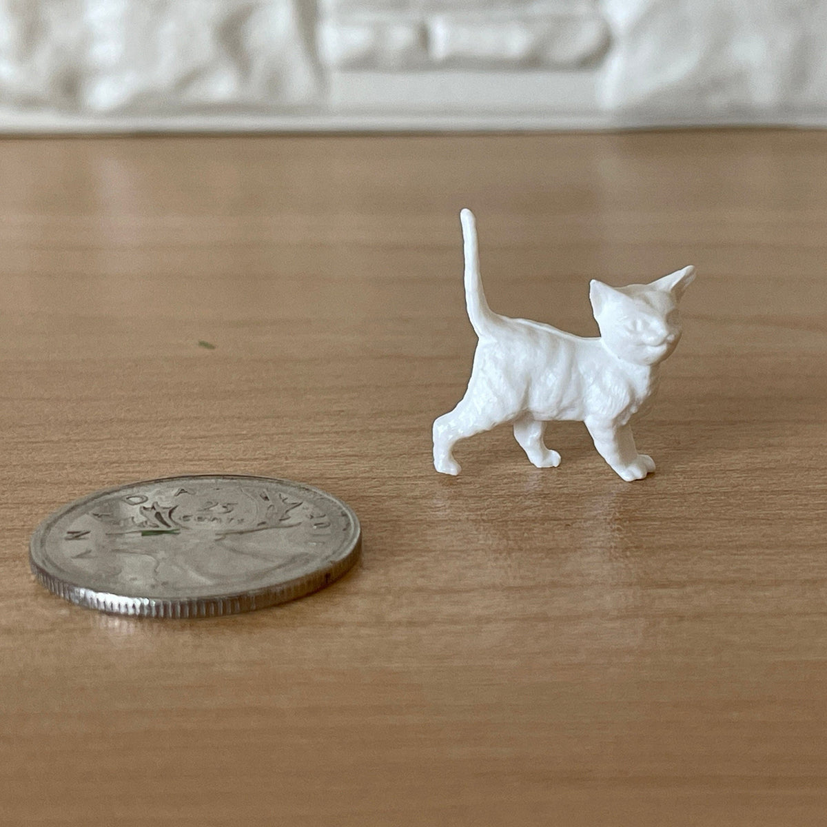 1:12 Scale Miniature Unpainted Kitten Figure, 13/16 inch long, DIY Dollhouse Supply (style B)