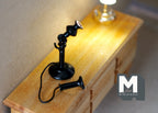 Miniatura in scala 1:12 telefono a candeliere, alto 1-3/8 inch, accessori fai da te per casa delle bambole (nero)