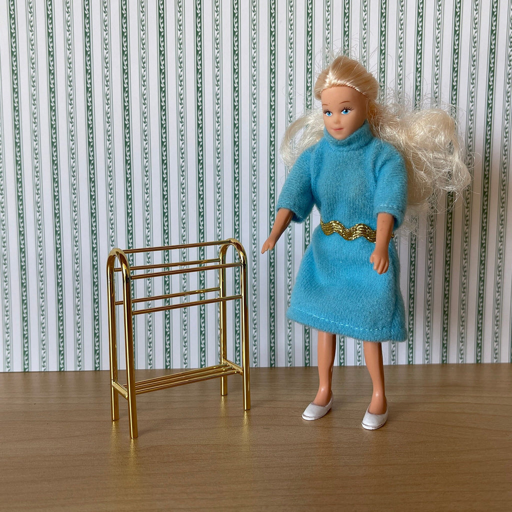 1:12 Scale Miniature Metal Quilt Rack, Arched Top, 2 Bars, 2-3/4 inch tall, DIY Dollhouse Supply (gold)