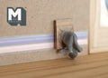1:12 Dollhouse Supplies Miniature Smokey In A Cat Flap - C052