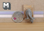 1:12 Dollhouse Supplies Miniature Smokey In A Cat Flap - C052