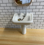 1/12スケール ミニチュア 陶器製ペデスタルシンク（蛇口付き）、長方形ボウル、高さ約7.5cm（2-15/16インチ）、ドールハウスDIY用（ホワイト）