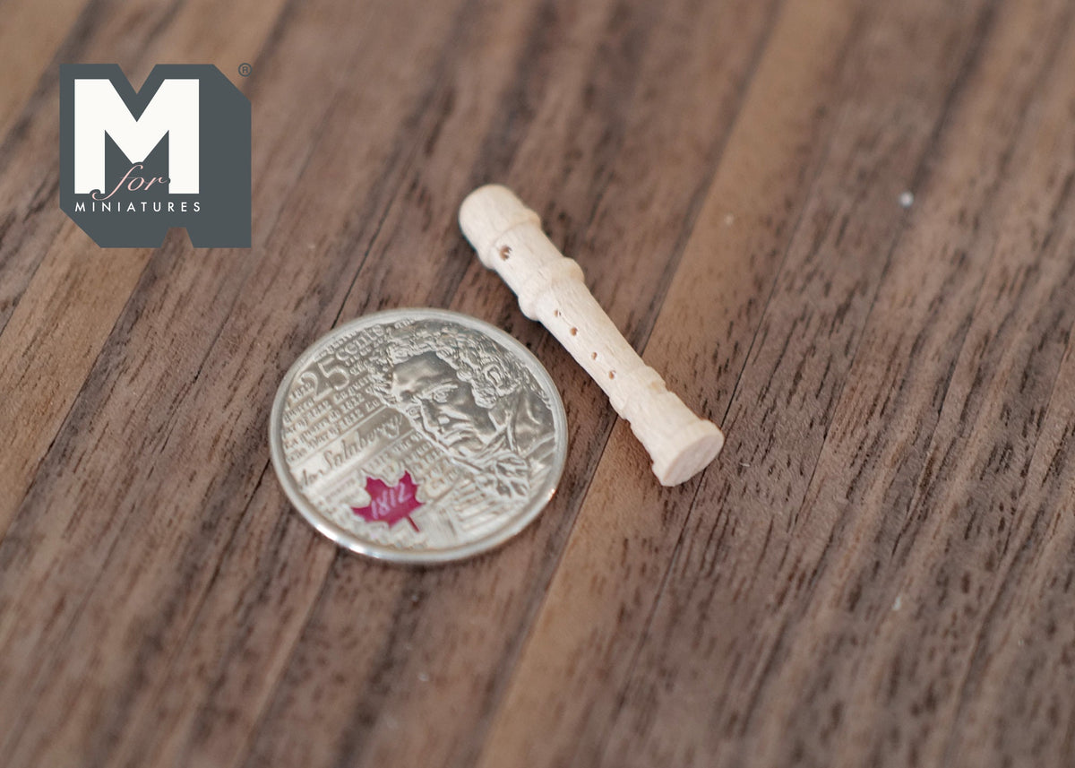 1:12 Dollhouse Supplies Miniature Wooden Recorder - C061