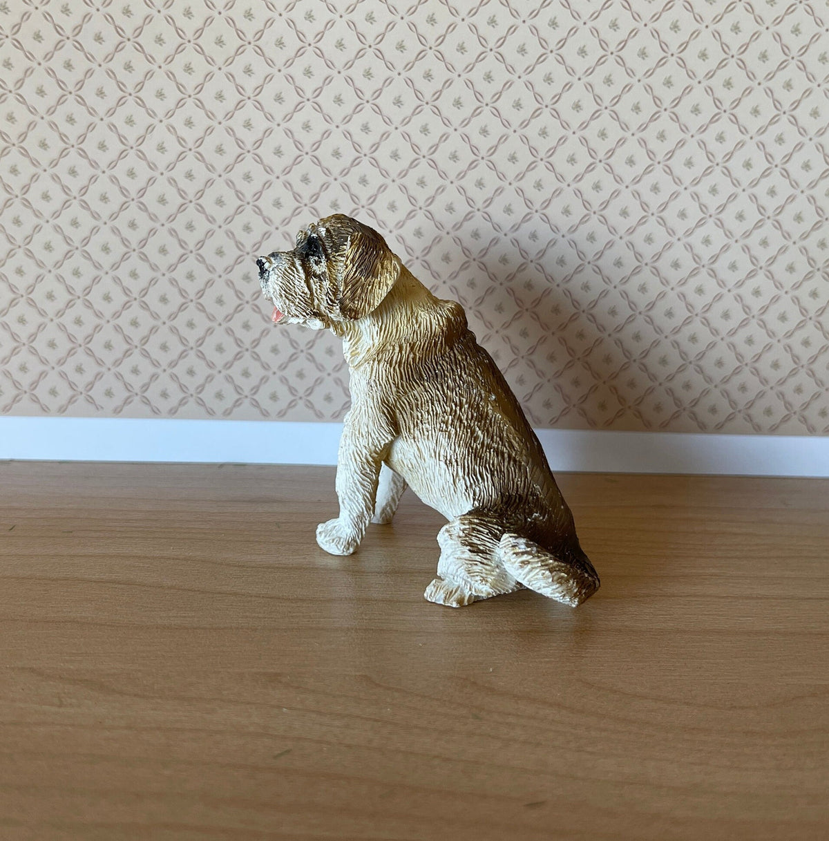 1:12 Scale Miniature Saint Bernard Dog Figurine, Sitting, 2-3/8 inch tall, DIY Dollhouse Supply (brown and white)