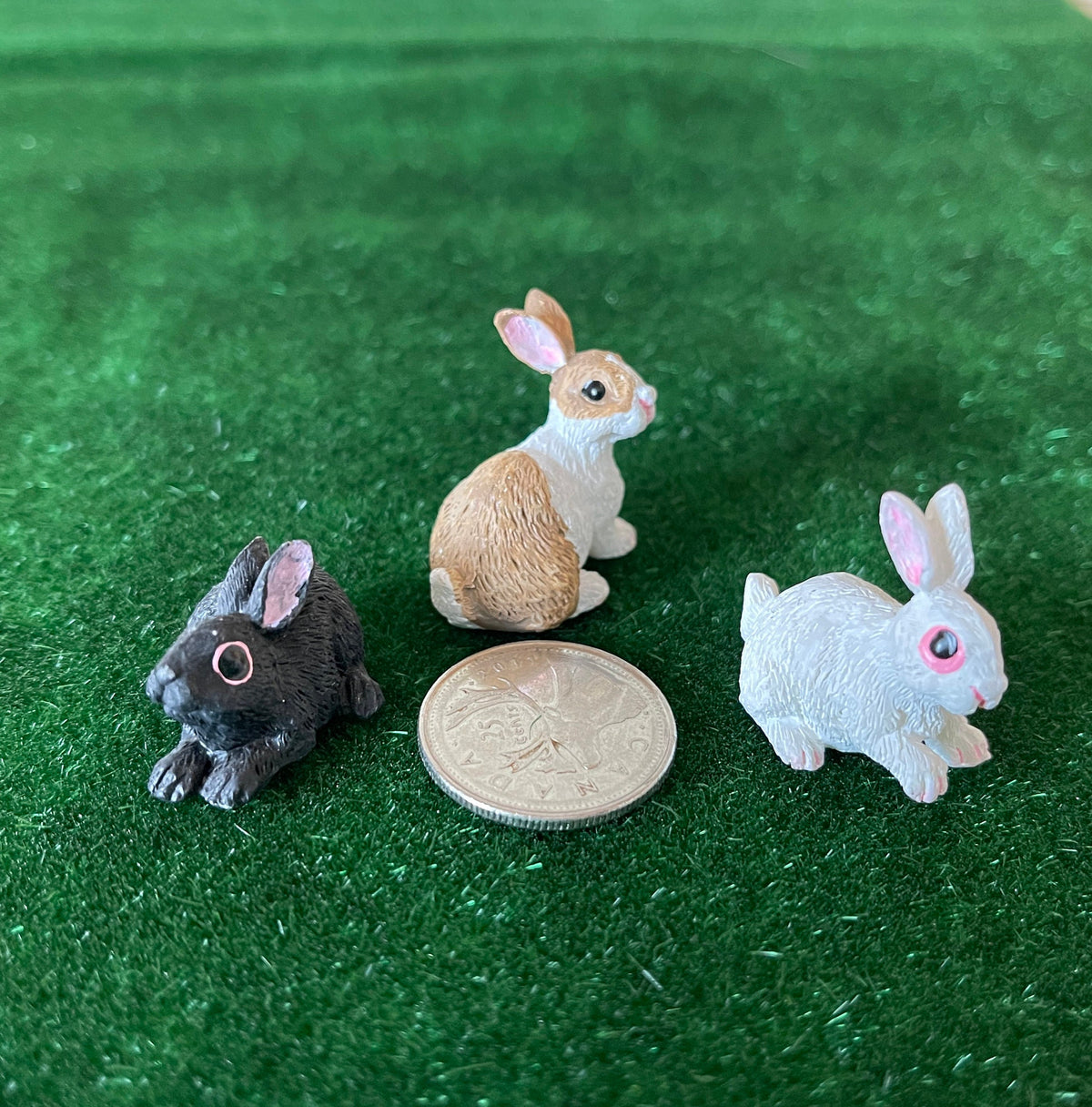1:12 Scale Miniature Bunny Rabbit Figures, Set of 3, 1 inch long, DIY Dollhouse Supply (style C)