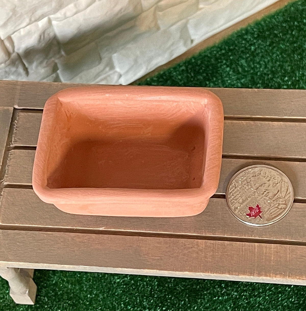 1:12 Scale Miniature Terracotta Trough Planter with Feet, 2-1/2 inch long, DIY Dollhouse Supply