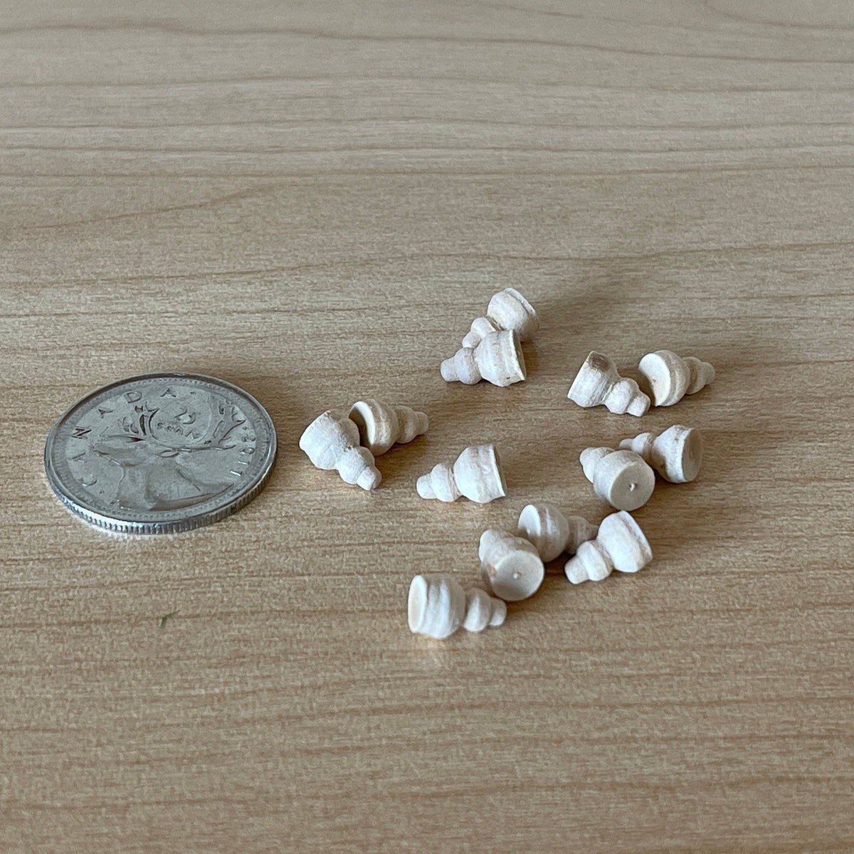 1:12 Scale Miniature Unpainted Turned Wood Beehive Knobs, Set of 12, 1/4 inch tall, DIY Dollhouse Supply