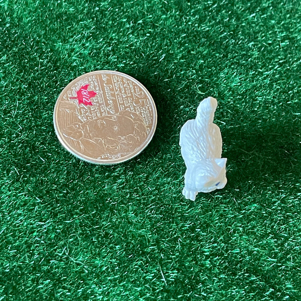 1:12 Scale Miniature Resin Fluffy Kitten, Standing, 3/4 inch long, DIY Dollhouse Supply (white)