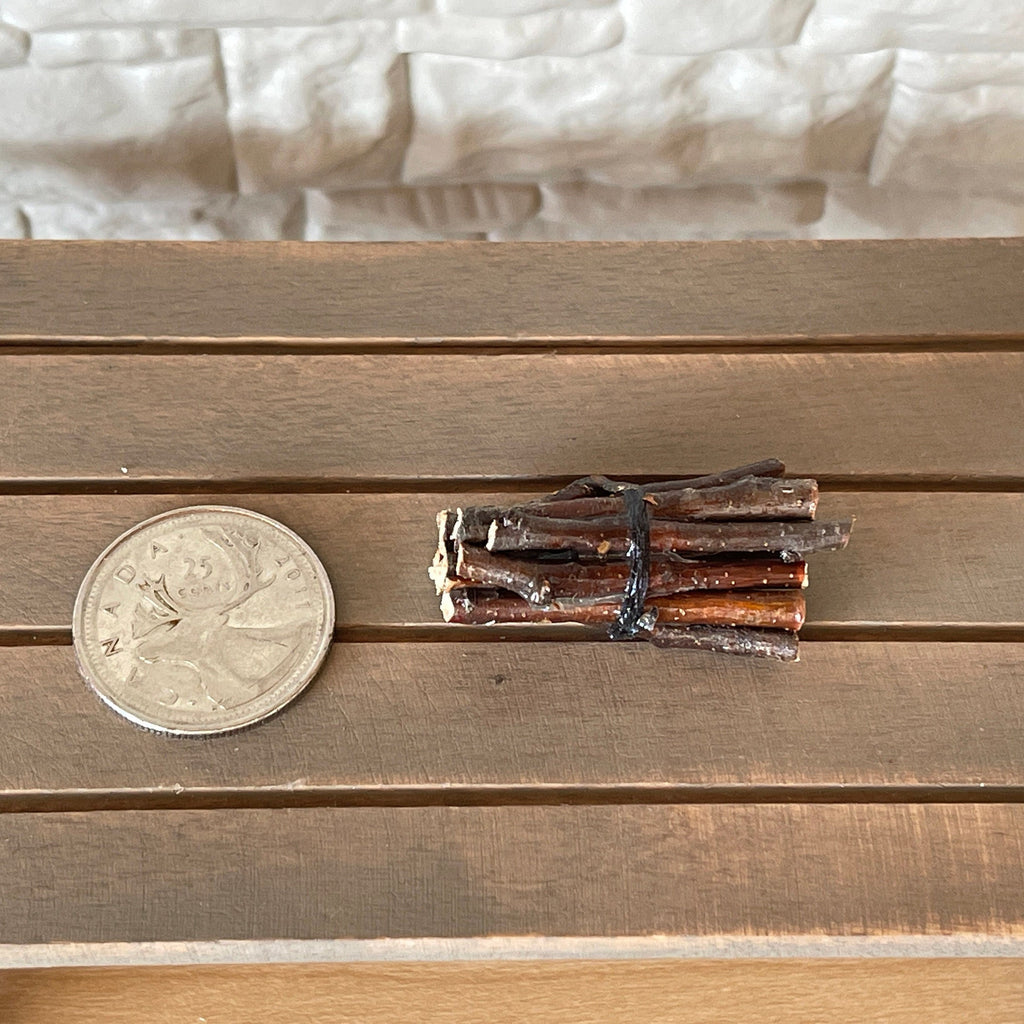1:12 Scale Miniature Wood Kindling Bundles, Random Sizes, 1-5/16 inch long, DIY Dollhouse Supply