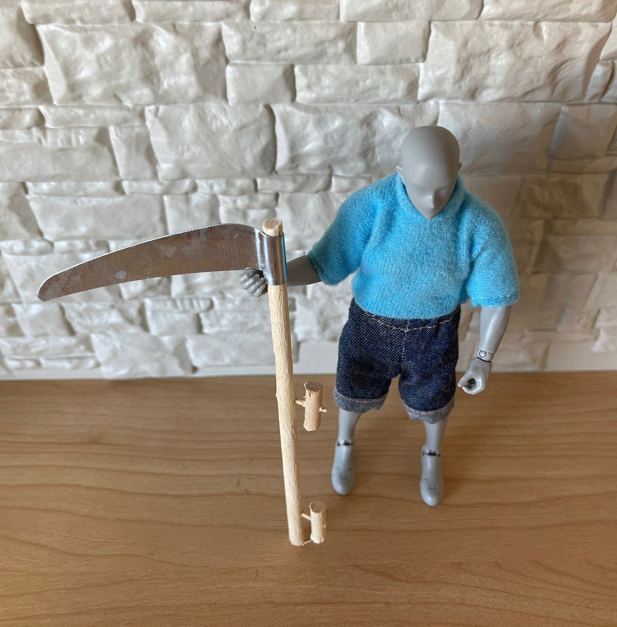 1:12 Scale Miniature Scythe with Wood Handle and Side Grip, 5-1/16 inch tall, DIY Dollhouse Supply