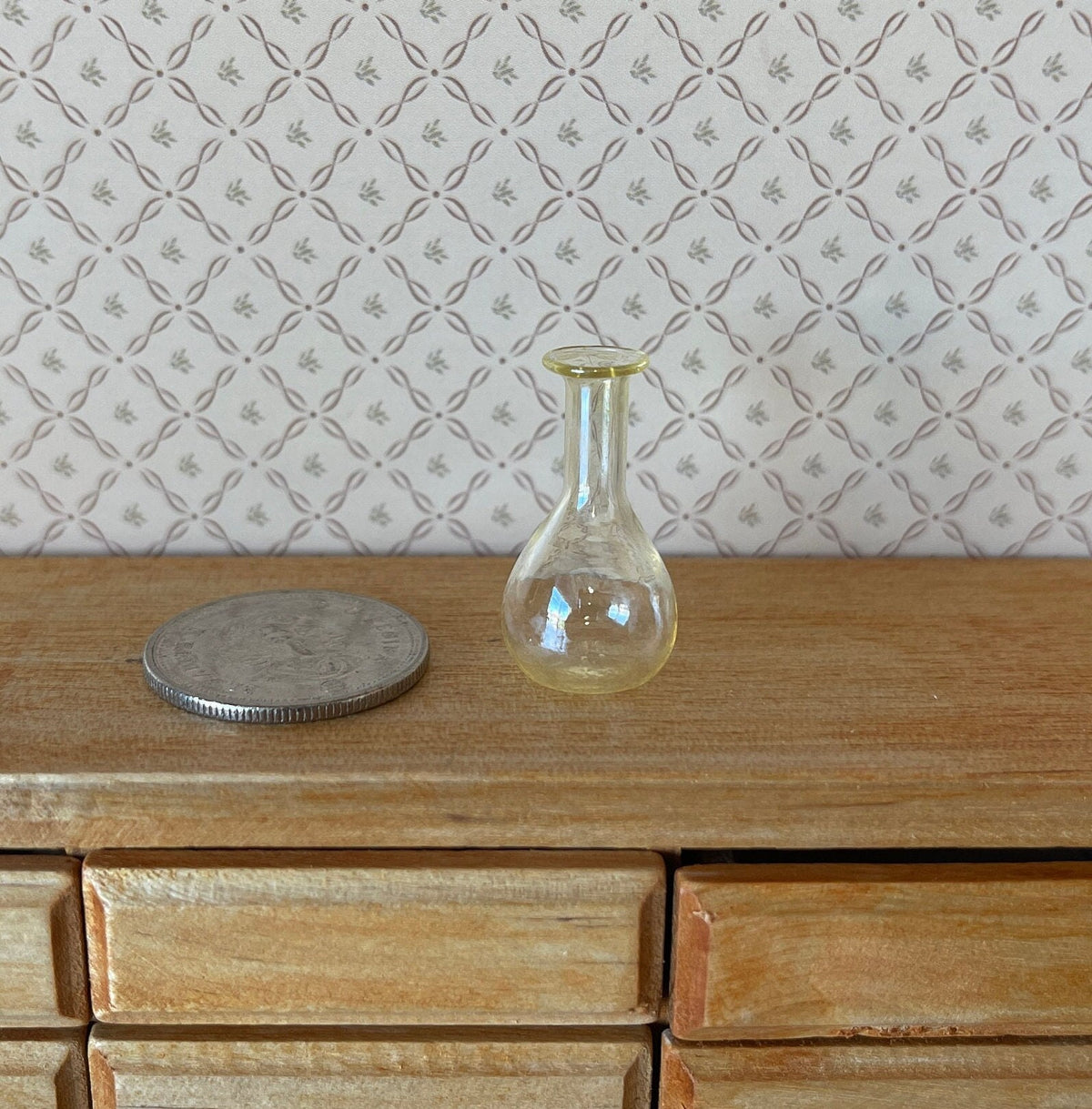 1:12 Scale Miniature Glass Decanter Vase, 1 inch tall, DIY Dollhouse Supply (clear)