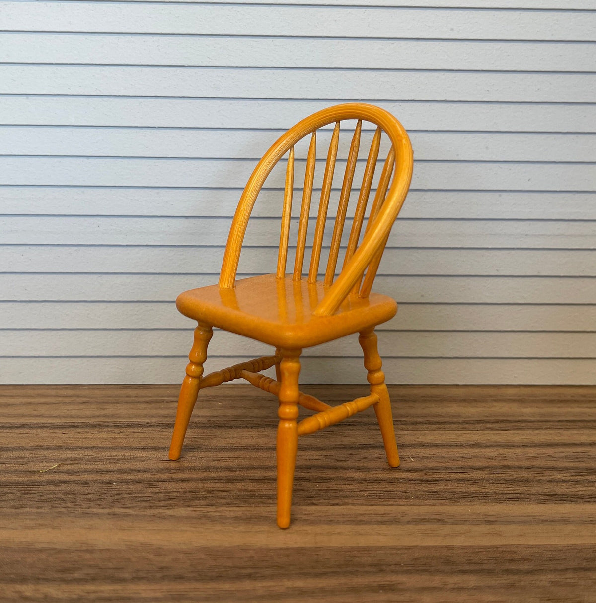 1:12 Scale Miniature Windsor Bow Back Dining Chair, 3-3/8 inch tall, DIY Dollhouse Supply (wood) (honey)