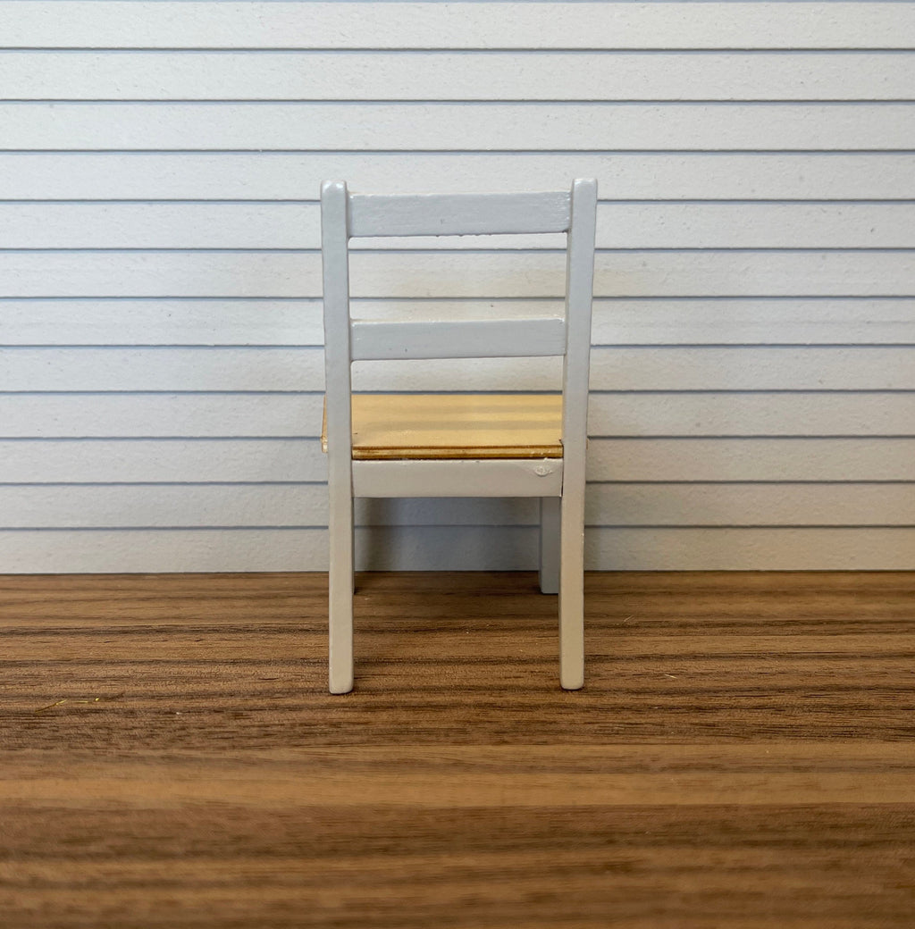 1:12 Scale Miniature Wood Ladder Back Dining Chair, Wood Seat, 3-1/8 inch tall, DIY Dollhouse Supply (white)