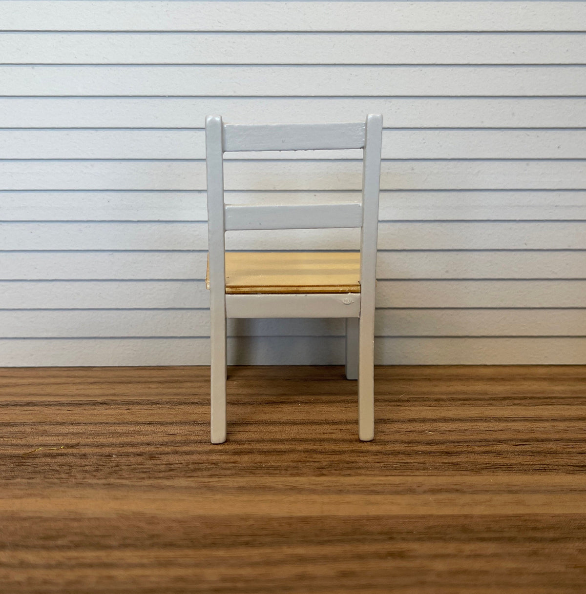 1:12 Scale Miniature Wood Ladder Back Dining Chair, Wood Seat, 3-1/8 inch tall, DIY Dollhouse Supply (white)