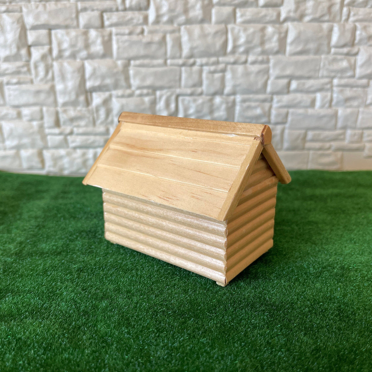 Dollhouse Dog House , Dog Log Cabin , Dog Kennel , 1:12 Scale Miniature Wooden Pet House , Miniature Log House , Animal Wood Cabin - C014