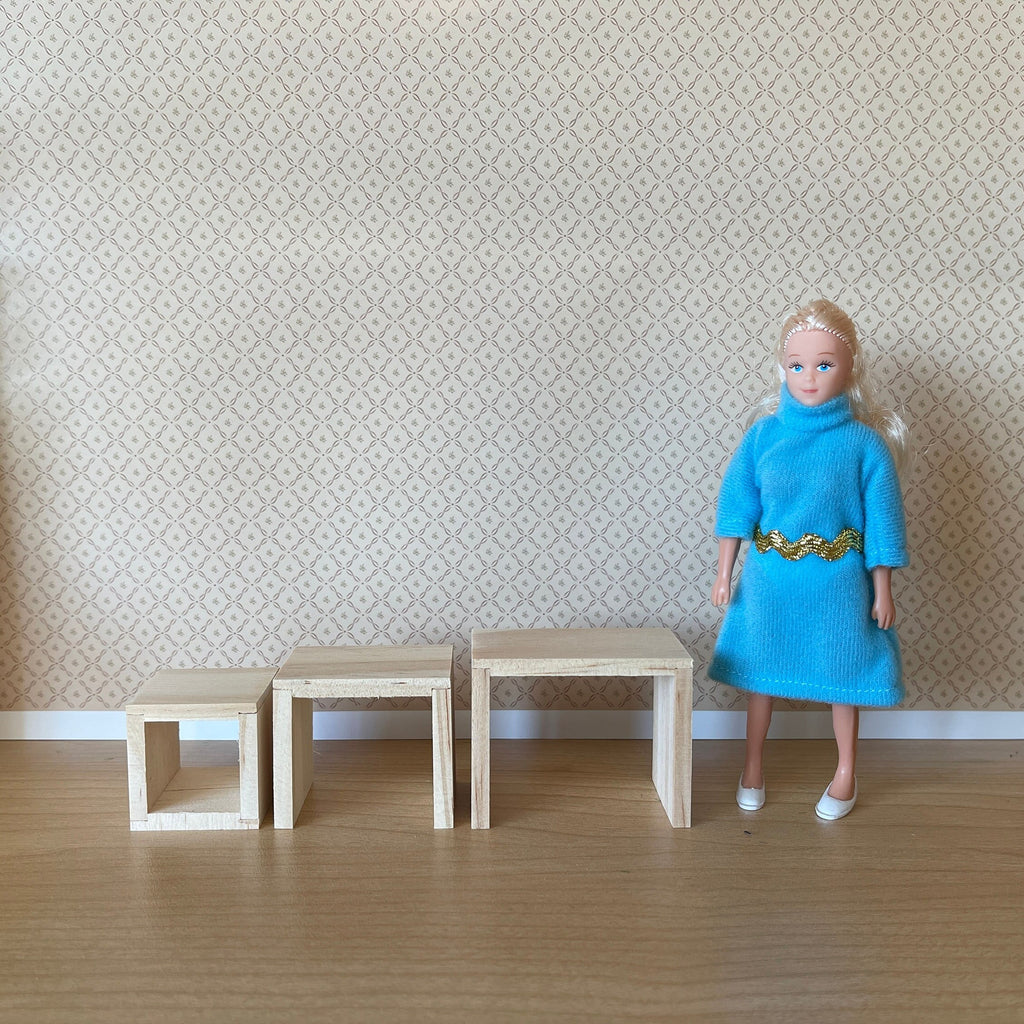 Dollhouse Unpainted Nesting Coffee Tables , 1:12 Scale Miniature Unfinished Nesting Tables Set of 3 - J043