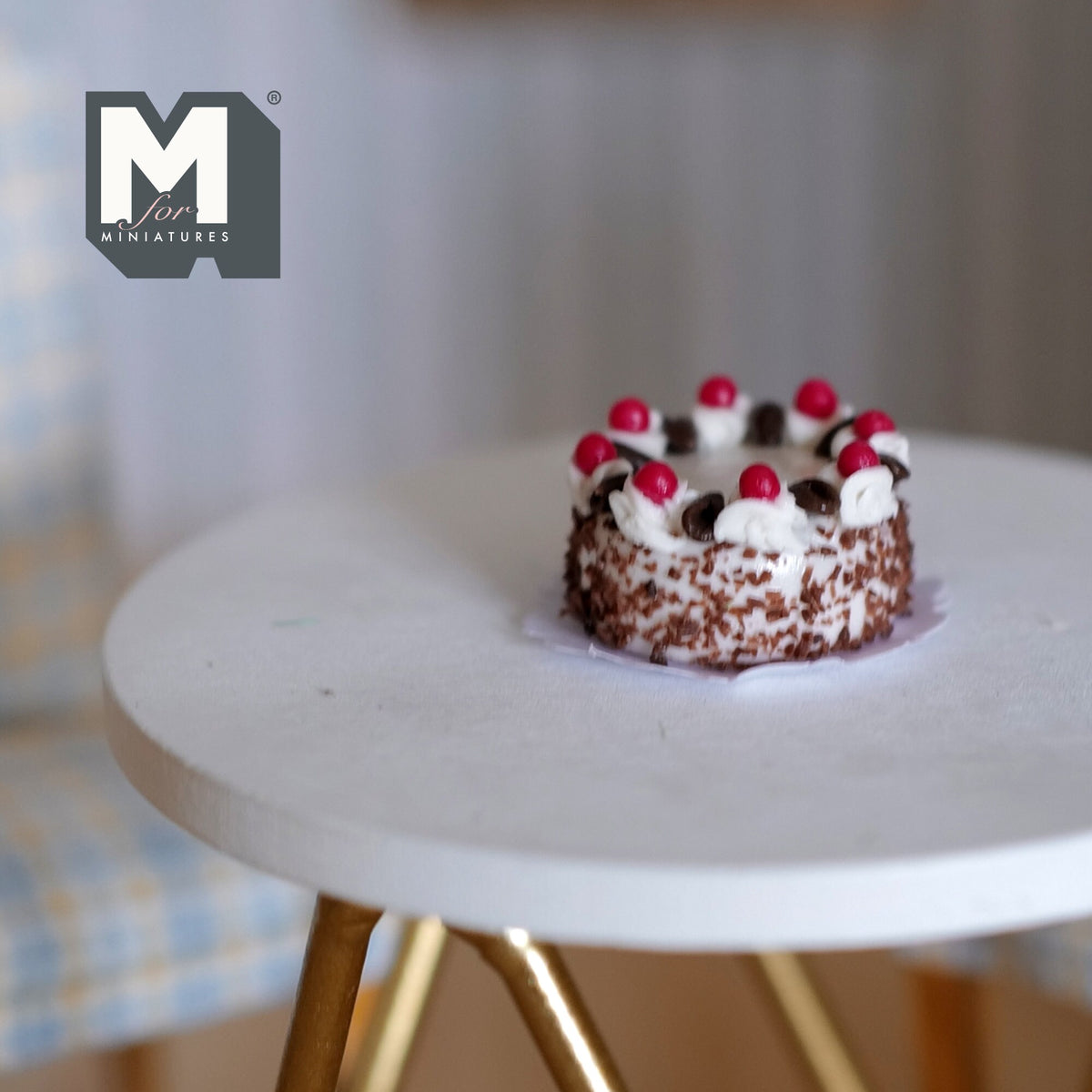 1:12 scale Dollhouse miniature Chocolate and Cherry Cake - E013