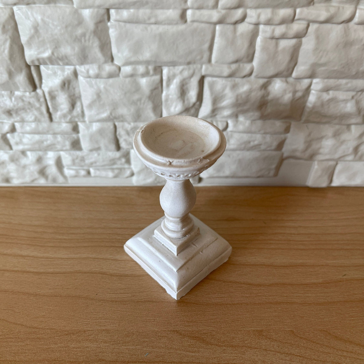 1:12 Scale Miniature Pedestal Bird Bath Fountain, Square Base, 2-3/4 inch tall, DIY Dollhouse Supply (cast resin) (white)