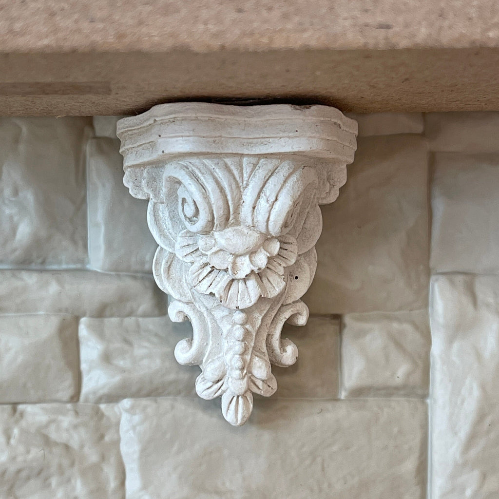 1:12 Scale Miniature Acanthus Leaf Corbel with Flat Top, 1-5/8 inch tall, DIY Dollhouse Supply (cast resin)