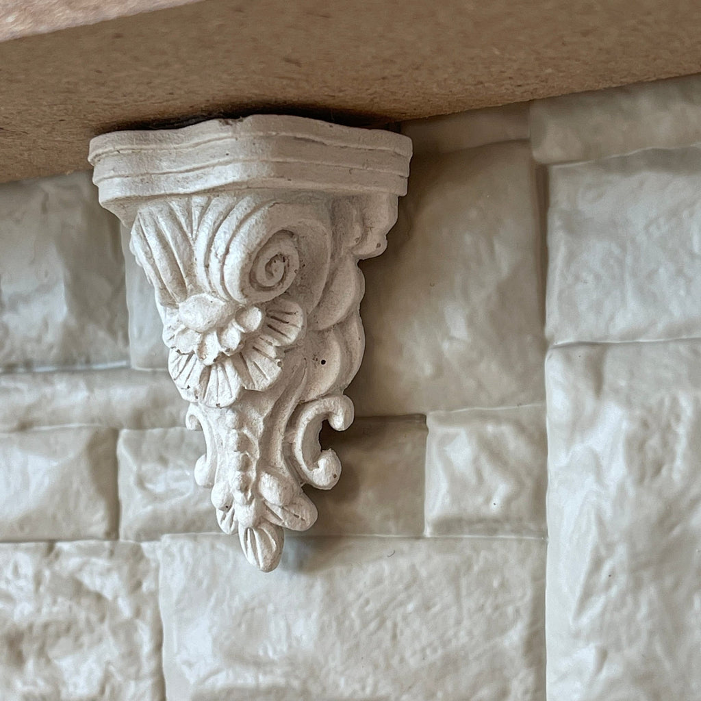 1:12 Scale Miniature Acanthus Leaf Corbel with Flat Top, 1-5/8 inch tall, DIY Dollhouse Supply (cast resin)