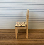 Chaise de salle à manger miniature à lattes en bois non peinte, échelle 1:12, avec coussin d'assise, 9 cm (3-9/16 pouces) de hauteur, accessoire de maison de poupée à faire soi-même