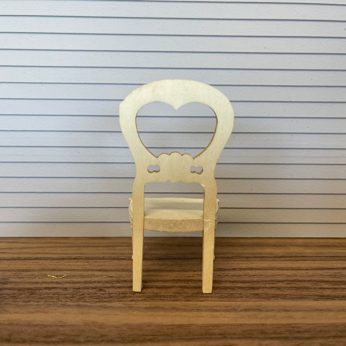 1:12 Scale Miniature Unpainted Wood Balloon Back Dining Chair, Heart Shaped Back, Seat Pad, 3-3/4 inch tall, DIY Dollhouse Supply