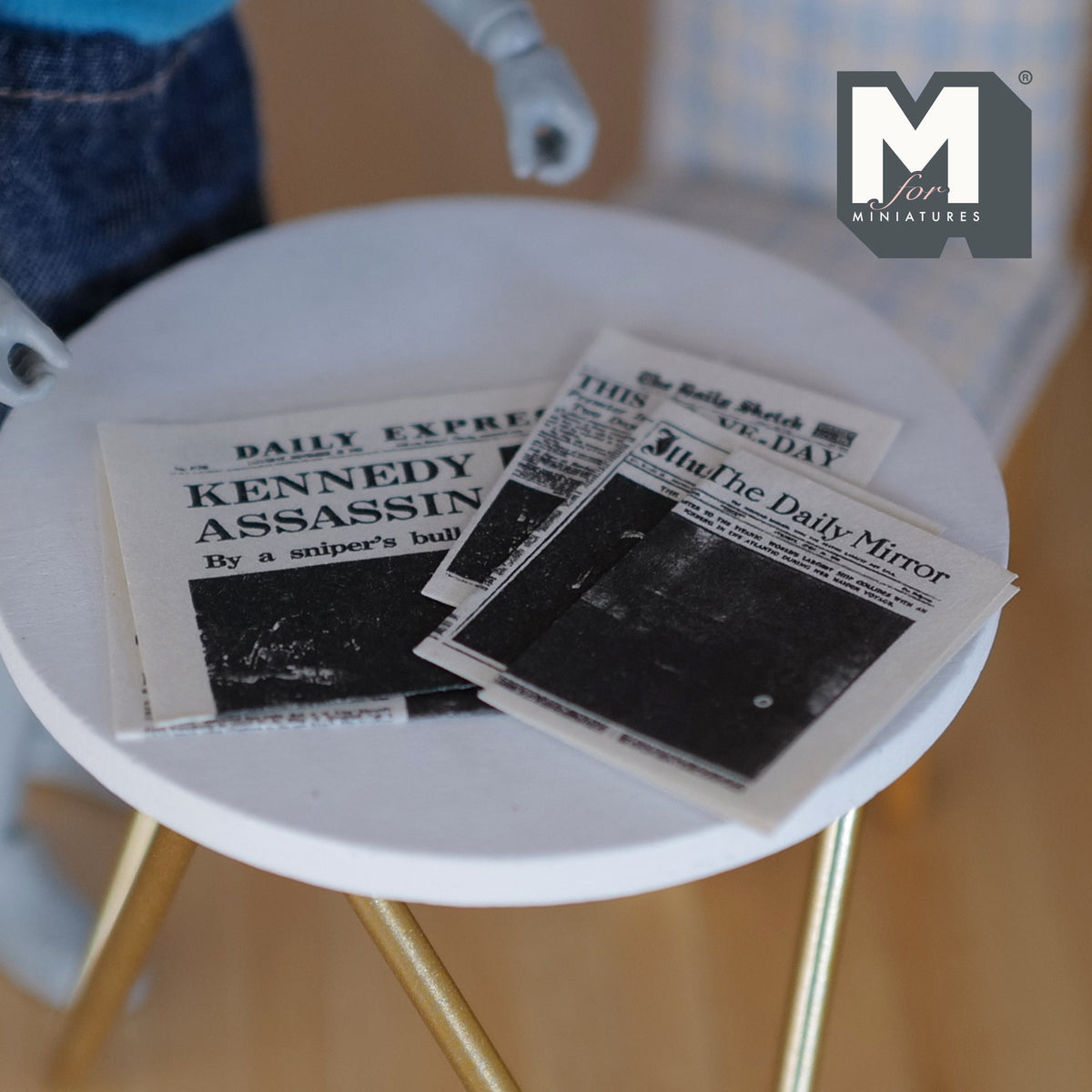 Miniature Newspaper , 1:12 Scale Dollhouse Supplies 5 Pages Double Side Newspapers , 2 Large Size , 3 Medium Size C039