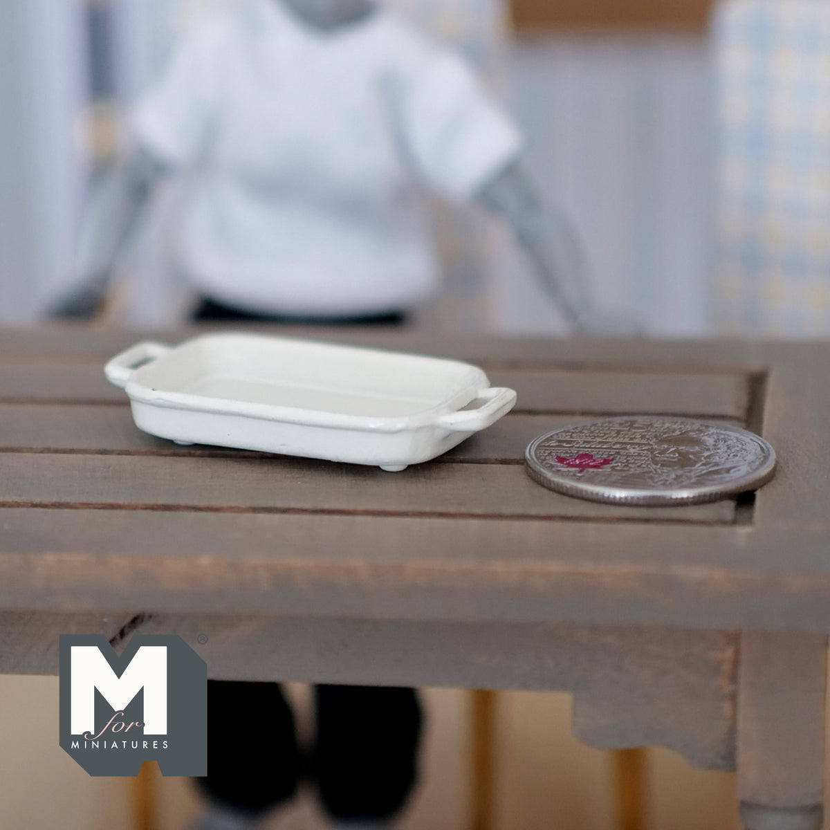 1:12 Scale Miniature Metal Baking Dish with Handles, 1-5/8 inch long, DIY Dollhouse Supply (white)