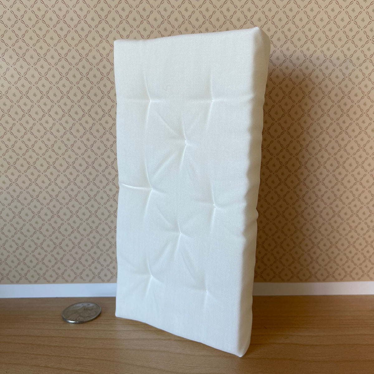 Dollhouse Supplies Mattress , 1:12 Scale Miniature Mattress , Single Mattress - J008