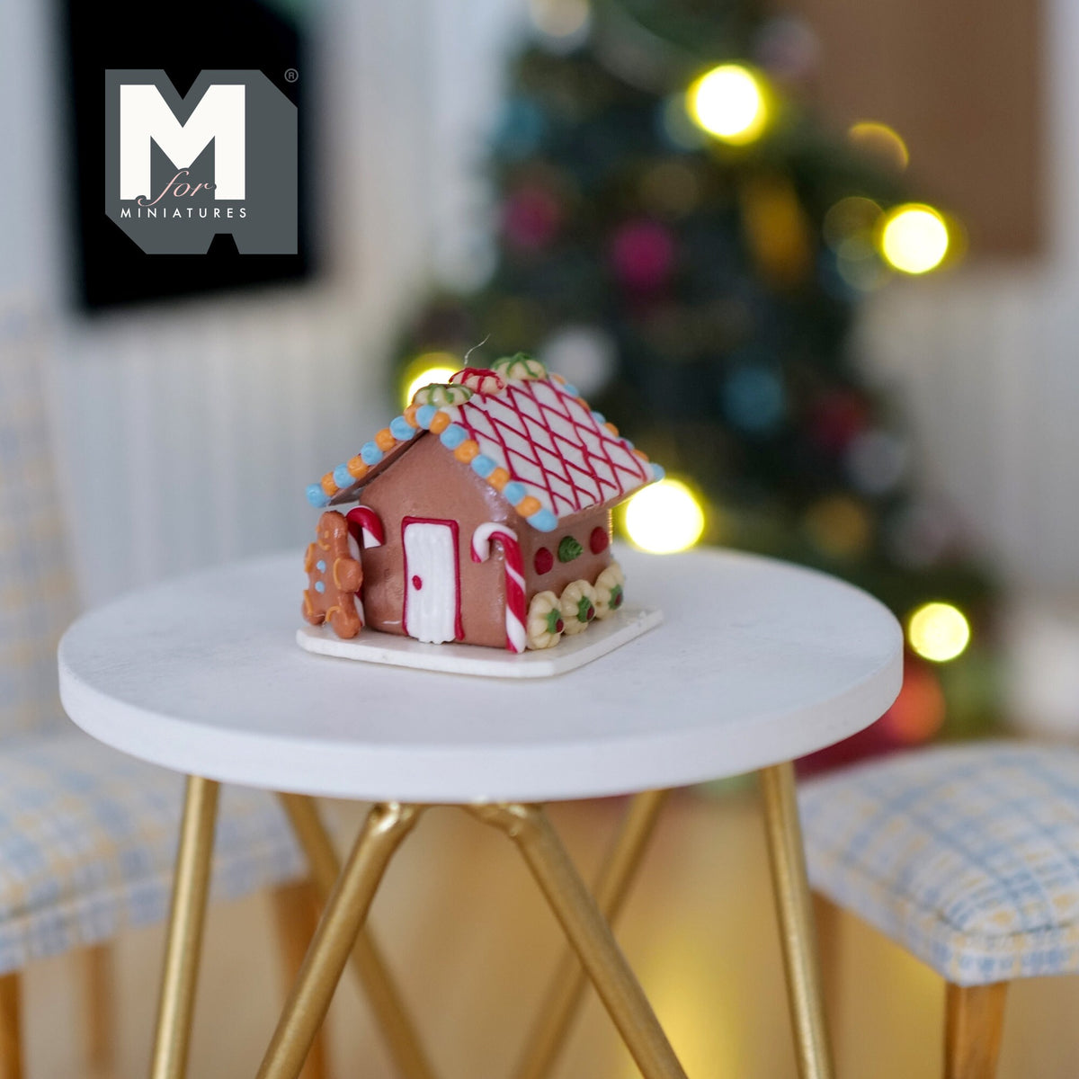 1:12 scale Dollhouse Miniature Christmas Gingerbread House Gingerbread Santa Clause J027