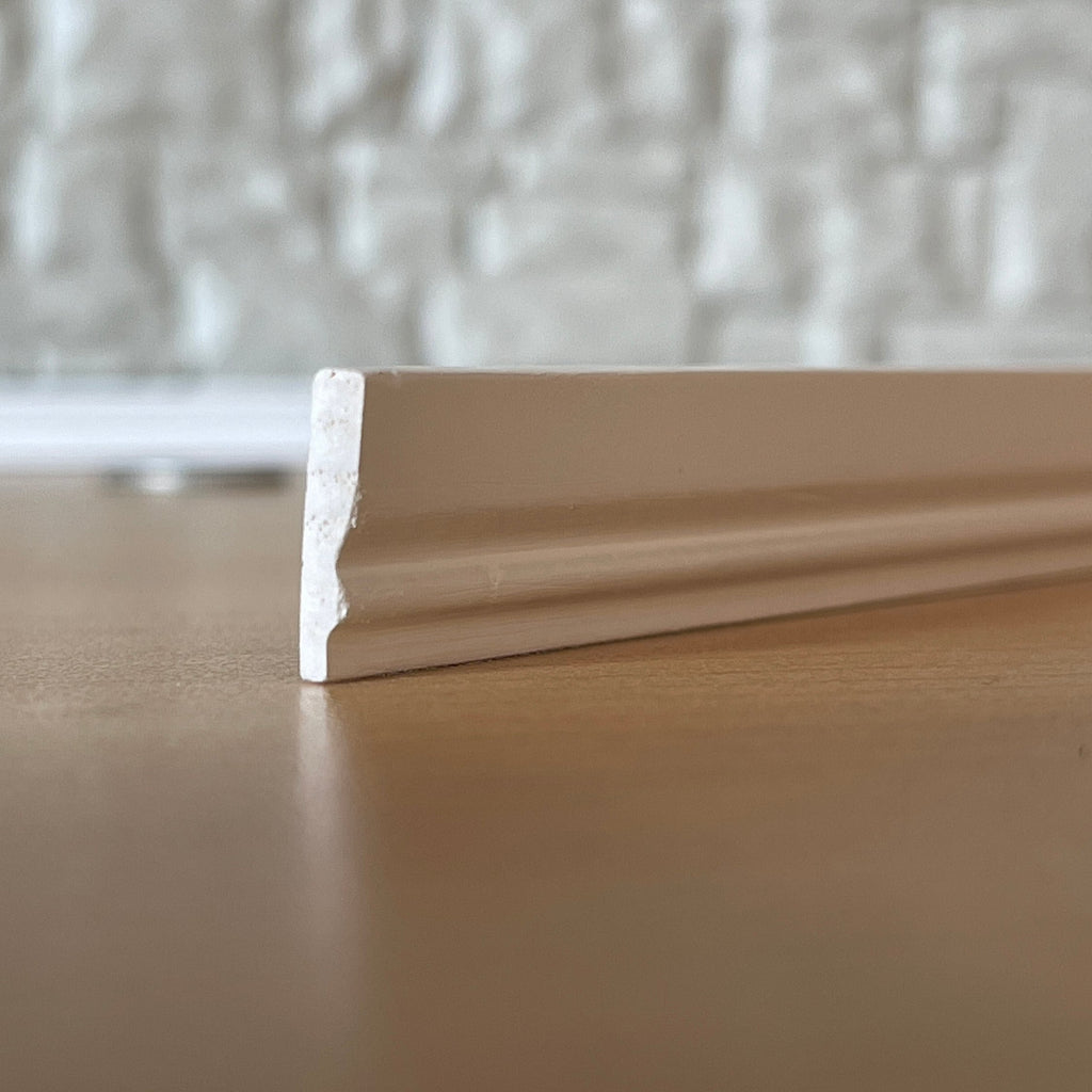 1:12 Scale Miniature Curved Profile Wood Baseboard Molding, 18 inch long, DIY Dollhouse Supply (white)