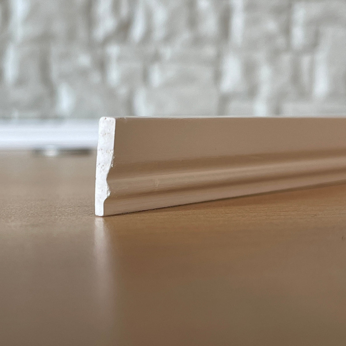 1:12 Scale Miniature Curved Profile Wood Baseboard Molding, 18 inch long, DIY Dollhouse Supply (white)