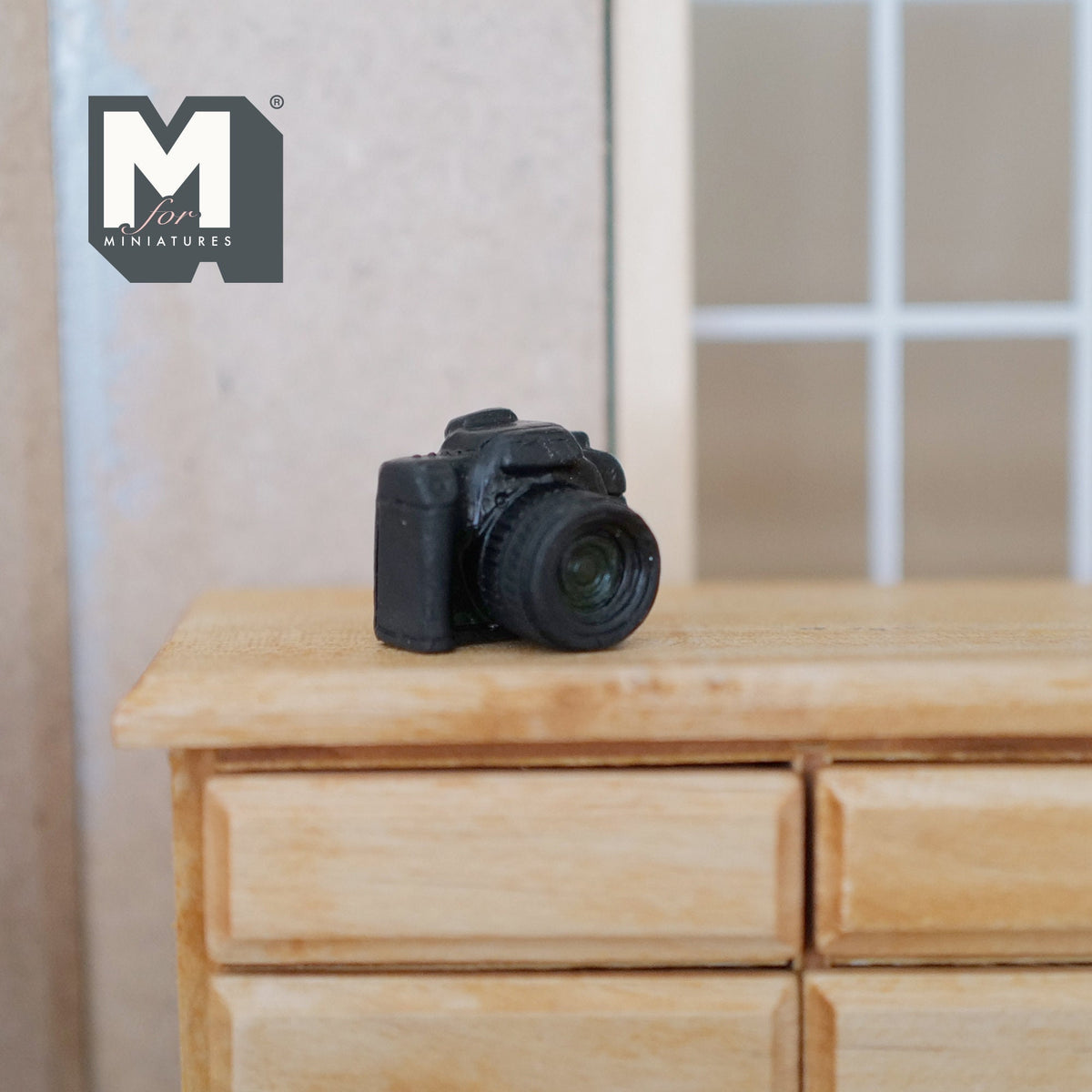 1:12 Scale Miniature DSLR Camera, 13/16 inch wide, DIY Dollhouse Supply