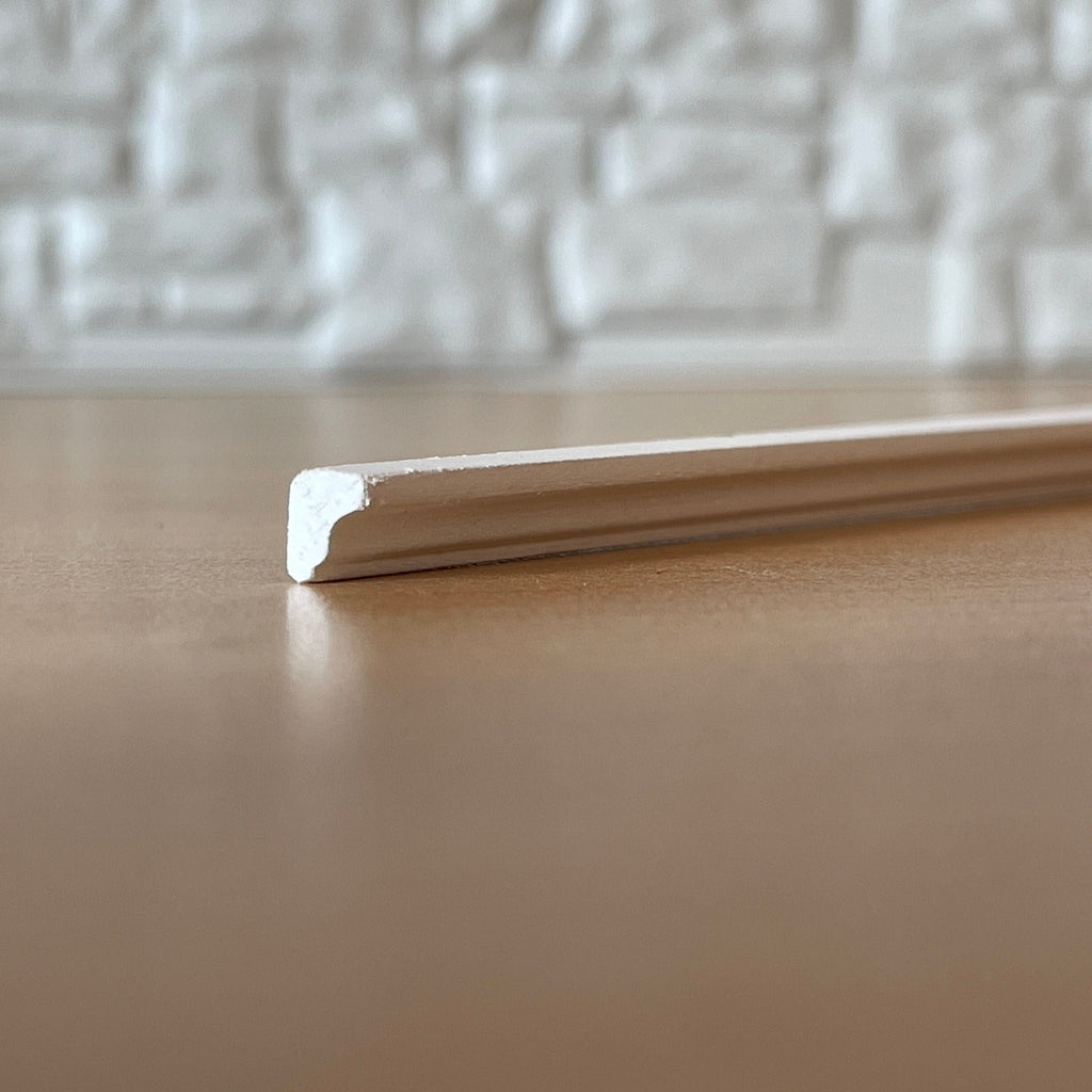 Miniature Slim Wood Trim Molding for Dollhouse Cornices and Picture Rails, 18 inch long (white)