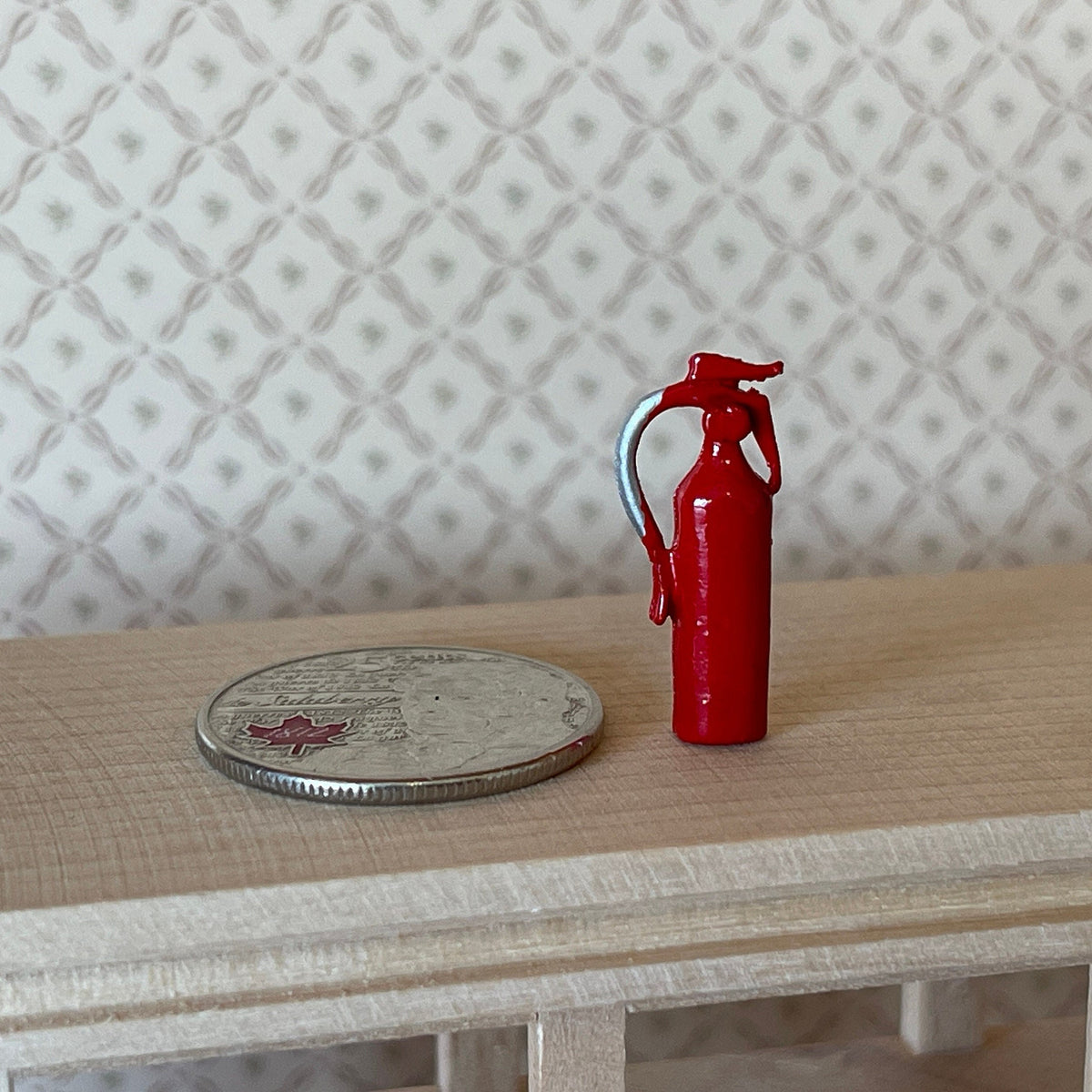 1:12 Scale Miniature Small Fire Extinguisher, 7/8 inch tall, DIY Dollhouse Supply (red)