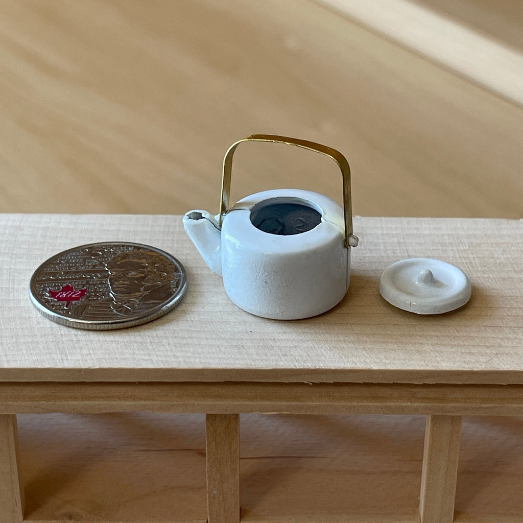 1:12 Scale Miniature Metal Kettle with Bamboo Style Handle, Fixed Lid, 1 inch tall, DIY Dollhouse Supply (white and gold)