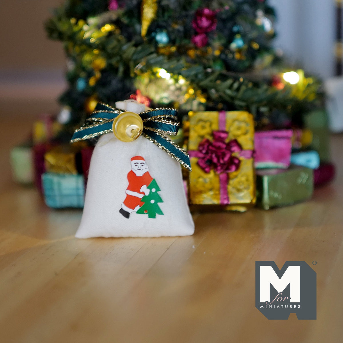 1:12 Scale Miniature Cloth Santa Sack with Bell, Green and Gold Bow, 1-3/4 inch tall, DIY Dollhouse Supply